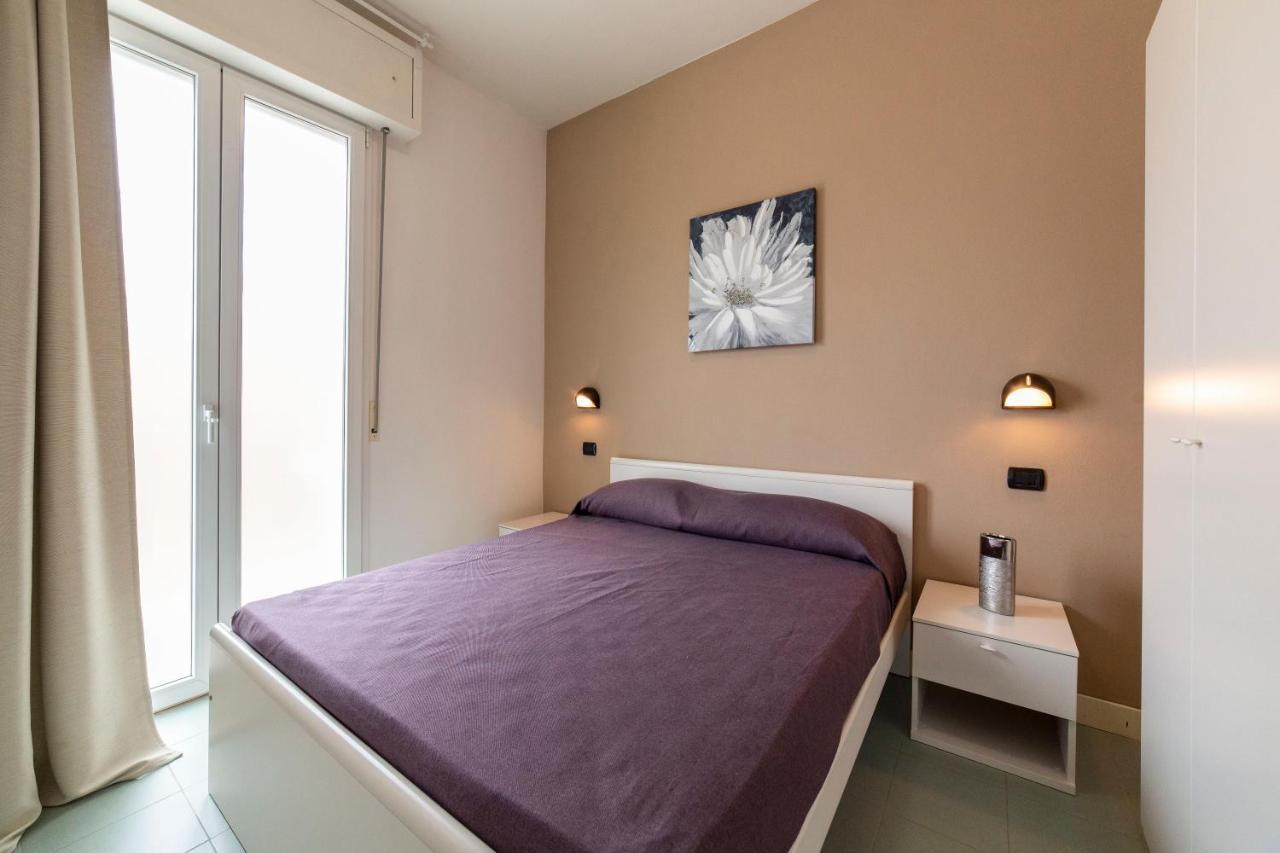 Sun Beach Residence Римини Экстерьер фото
