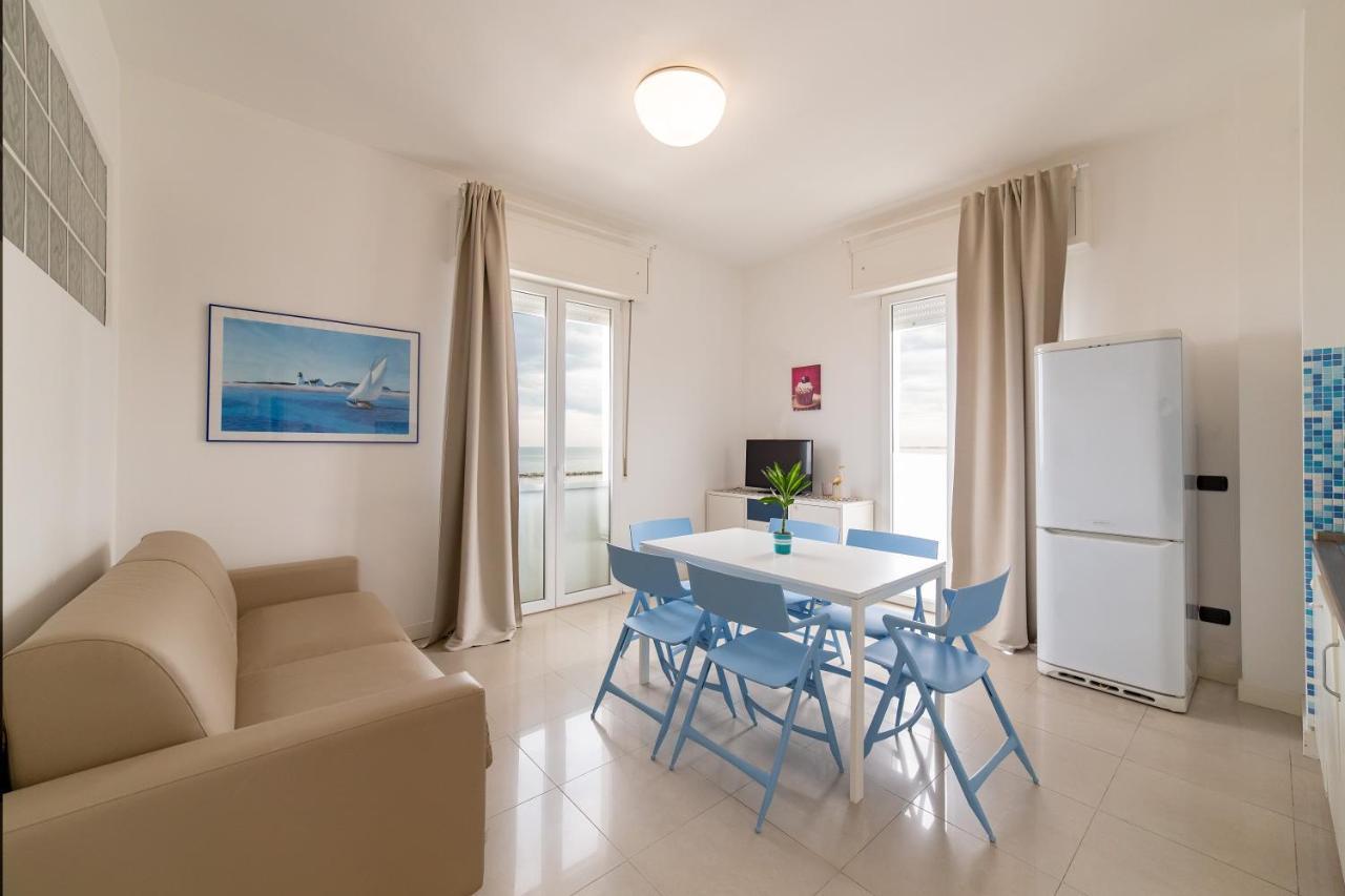 Sun Beach Residence Римини Экстерьер фото