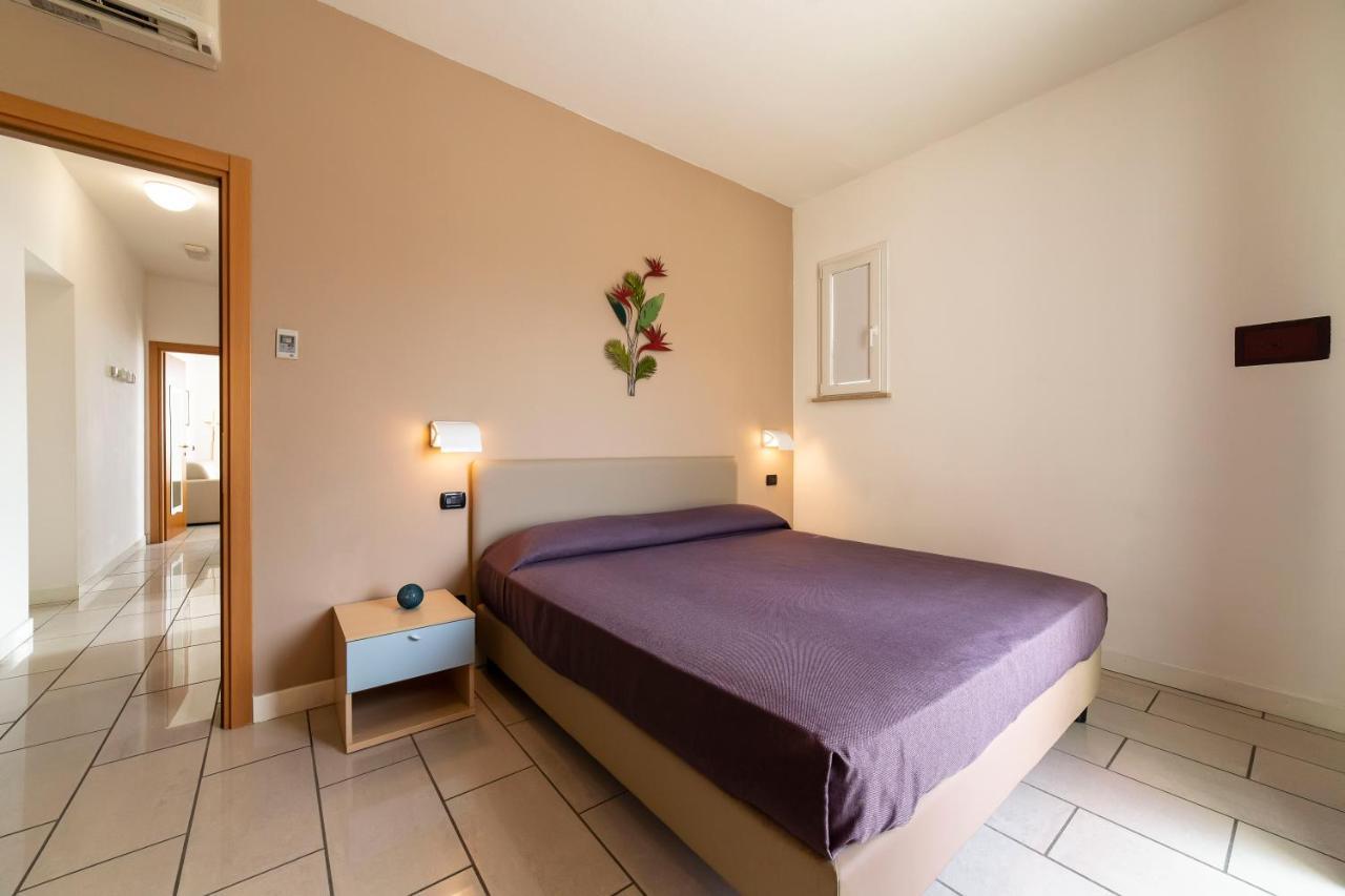Sun Beach Residence Римини Экстерьер фото